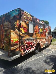 2001 Kitchen Food Truck All-purpose Food Truck Concession Window Florida Diesel Engine for Sale