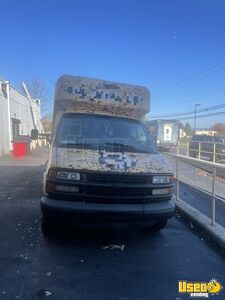 2001 Kitchen Food Truck All-purpose Food Truck Concession Window Pennsylvania Diesel Engine for Sale
