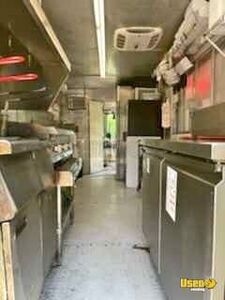 2001 Kitchen Food Truck All-purpose Food Truck Diamond Plated Aluminum Flooring North Carolina Diesel Engine for Sale