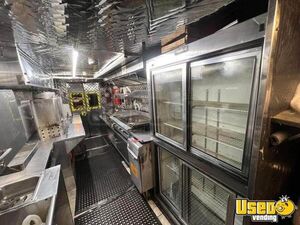 2001 Kitchen Food Truck All-purpose Food Truck Flatgrill New Jersey Diesel Engine for Sale