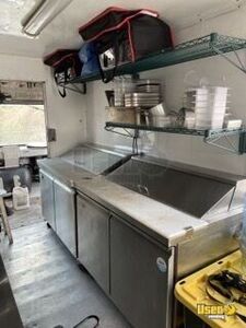 2001 Kitchen Food Truck All-purpose Food Truck Fryer North Carolina Diesel Engine for Sale