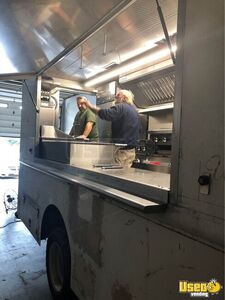 2001 Kitchen Food Truck All-purpose Food Truck Propane Tank Ohio Diesel Engine for Sale