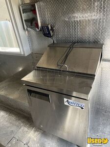 2001 Kitchen Food Truck All-purpose Food Truck Slide-top Cooler Texas Diesel Engine for Sale
