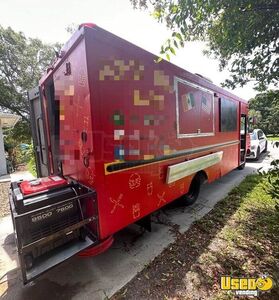 2001 Kitchen Food Truck All-purpose Food Truck Stainless Steel Wall Covers Florida Diesel Engine for Sale