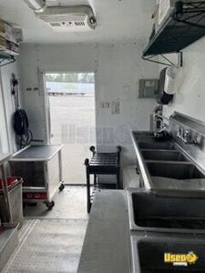 2001 Kitchen Food Truck All-purpose Food Truck Steam Table North Carolina Diesel Engine for Sale