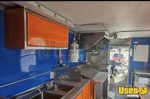 2001 Morgan Olson Workhorse Taco Food Truck Concession Window Minnesota Gas Engine for Sale