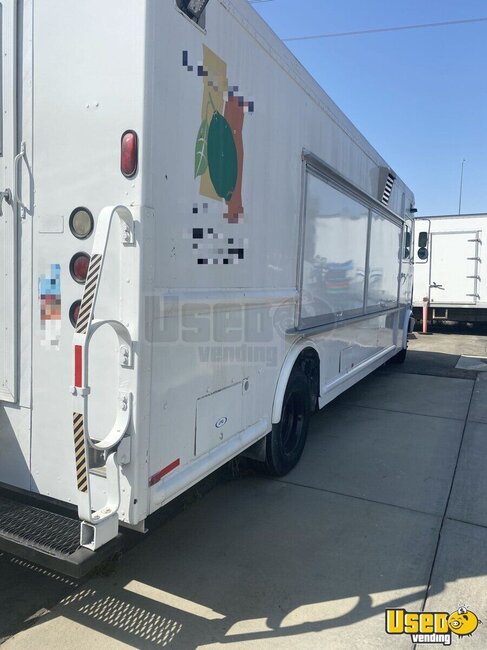 2001 Mt 55 All-purpose Food Truck California Diesel Engine for Sale
