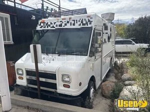 2001 Mt45 All-purpose Food Truck Concession Window Colorado Diesel Engine for Sale