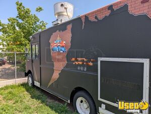 2001 Mt45 All-purpose Food Truck Concession Window Colorado Diesel Engine for Sale