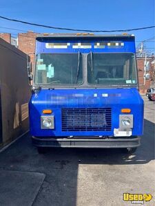 2001 Mt45 All-purpose Food Truck Concession Window New York Diesel Engine for Sale
