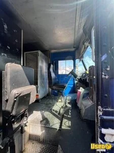 2001 Mt45 All-purpose Food Truck Refrigerator New York Diesel Engine for Sale