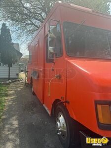 2001 Mt45 All-purpose Food Truck Stainless Steel Wall Covers Indiana Diesel Engine for Sale