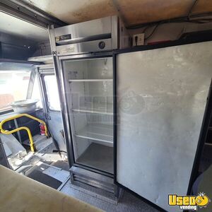 2001 Mt45 All-purpose Food Truck Work Table Arizona Diesel Engine for Sale