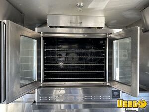 2001 Mt45 Bakery Food Truck Bakery Food Truck Fresh Water Tank New York Diesel Engine for Sale