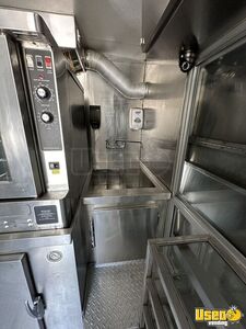 2001 Mt45 Bakery Food Truck Bakery Food Truck Triple Sink New York Diesel Engine for Sale