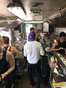 2001 Mt45 Bakery Food Truck Cabinets Alberta Diesel Engine for Sale