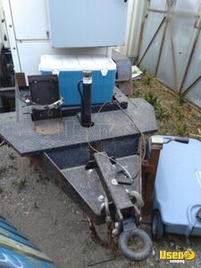 2001 Mt45 Bakery Food Truck Fryer Alberta Diesel Engine for Sale
