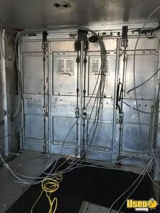 2001 Mt45 Bakery Food Truck Pro Fire Suppression System Alberta Diesel Engine for Sale