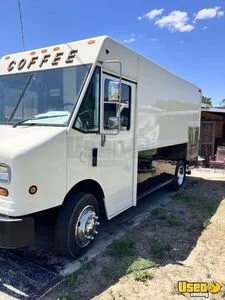 2001 Mt45 Coffee & Beverage Truck Concession Window Florida Diesel Engine for Sale