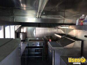 2001 Mt45 Stepvan Kitchen Food Truck All-purpose Food Truck Diamond Plated Aluminum Flooring Texas Diesel Engine for Sale