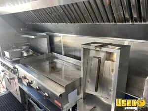 2001 Mt55 All-purpose Food Truck Diamond Plated Aluminum Flooring Nevada Diesel Engine for Sale