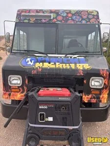 2001 Mt55 All-purpose Food Truck Floor Drains Nevada Diesel Engine for Sale