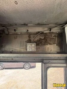 2001 Mt55 All-purpose Food Truck Interior Lighting Nevada Diesel Engine for Sale