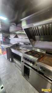 2001 Mt55 All-purpose Food Truck Stainless Steel Wall Covers Florida Diesel Engine for Sale