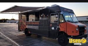 2001 Mt55 Step Van Kitchen Food Truck All-purpose Food Truck Florida Diesel Engine for Sale