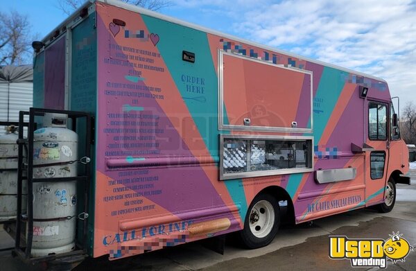 2001 P30 Step Van Kitchen Food Truck All-purpose Food Truck Colorado Gas Engine for Sale