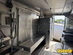 2001 P42 All-purpose Food Truck Air Conditioning Florida Gas Engine for Sale
