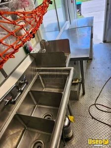 2001 P42 All-purpose Food Truck Awning Florida Gas Engine for Sale