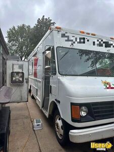 2001 P42 All-purpose Food Truck Diamond Plated Aluminum Flooring Minnesota Gas Engine for Sale