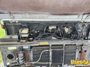 2001 P42 All-purpose Food Truck Exterior Customer Counter Florida Gas Engine for Sale