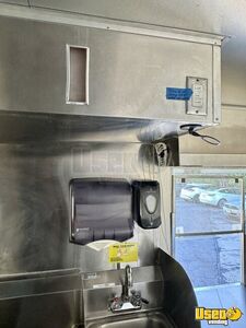 2001 P42 All-purpose Food Truck Fresh Water Tank California Gas Engine for Sale