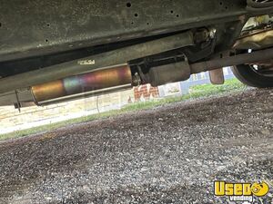2001 P42 All-purpose Food Truck Fresh Water Tank Pennsylvania Diesel Engine for Sale