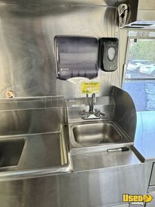 2001 P42 All-purpose Food Truck Hand-washing Sink California Gas Engine for Sale