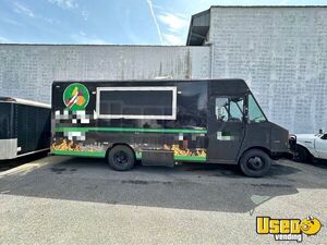 TURNKEY - 2001 Workhorse P42 Diesel Food Truck with Pro-Fire Suppression for Sale in Maryland!