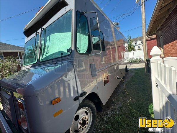 2001 P42 All-purpose Food Truck Pennsylvania Diesel Engine for Sale
