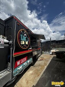 2001 P42 All-purpose Food Truck Stainless Steel Wall Covers Florida Gas Engine for Sale