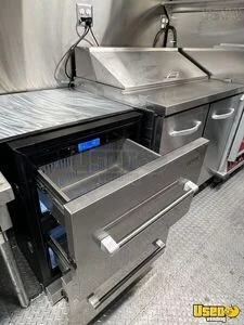2001 P42 All-purpose Food Truck Upright Freezer New Jersey Diesel Engine for Sale