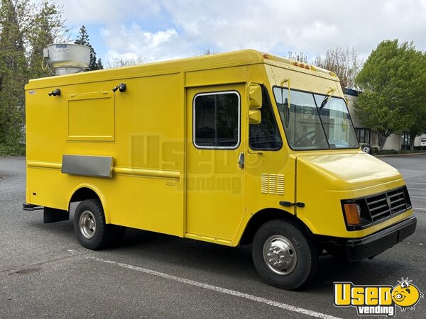 2001 P42 All-purpose Food Truck Washington Gas Engine for Sale