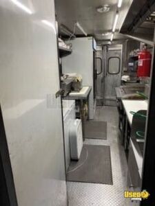 2001 P42 Barbecue Kitchen Food Truck Barbecue Food Truck Shore Power Cord Florida Gas Engine for Sale