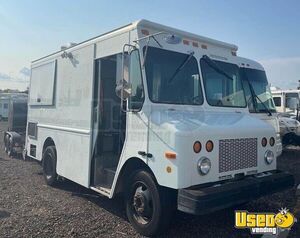 2001 P42 Kitchen Food Truck All-purpose Food Truck Concession Window Arizona Diesel Engine for Sale