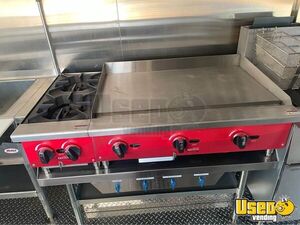2001 P42 Kitchen Food Truck All-purpose Food Truck Stainless Steel Wall Covers Arizona Diesel Engine for Sale