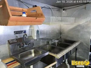 2001 P42 Pizza Food Truck 34 New York Gas Engine for Sale