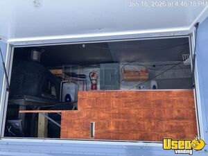 2001 P42 Pizza Food Truck 38 New York Gas Engine for Sale