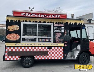 2001 P42 Pizza Food Truck Pizza Food Truck New York for Sale