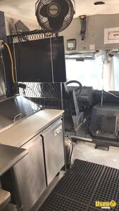 2001 P42 Step Van All-purpose Food Truck All-purpose Food Truck Refrigerator Kansas Gas Engine for Sale