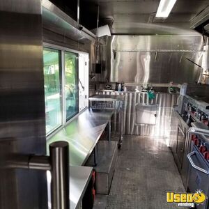 2001 P42 Step Van Kitchen Food Truck All-purpose Food Truck Cabinets Texas Diesel Engine for Sale